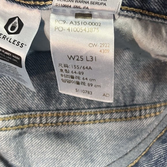 Levi's Women '94 Baggy Destructed Wide Leg Mid Rise Zip Fly Jeans 25x31 Blue NWT - Picture 11 of 12